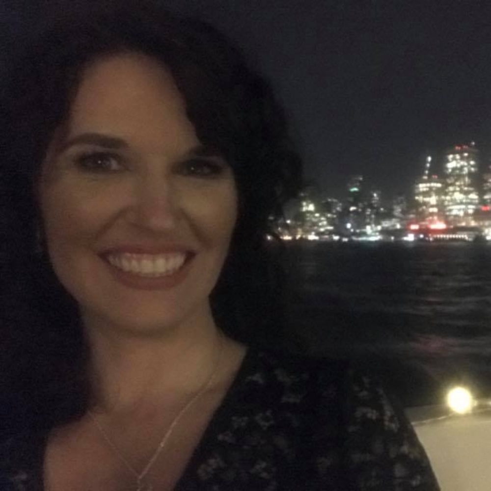 Meet your Posher, Jennifer